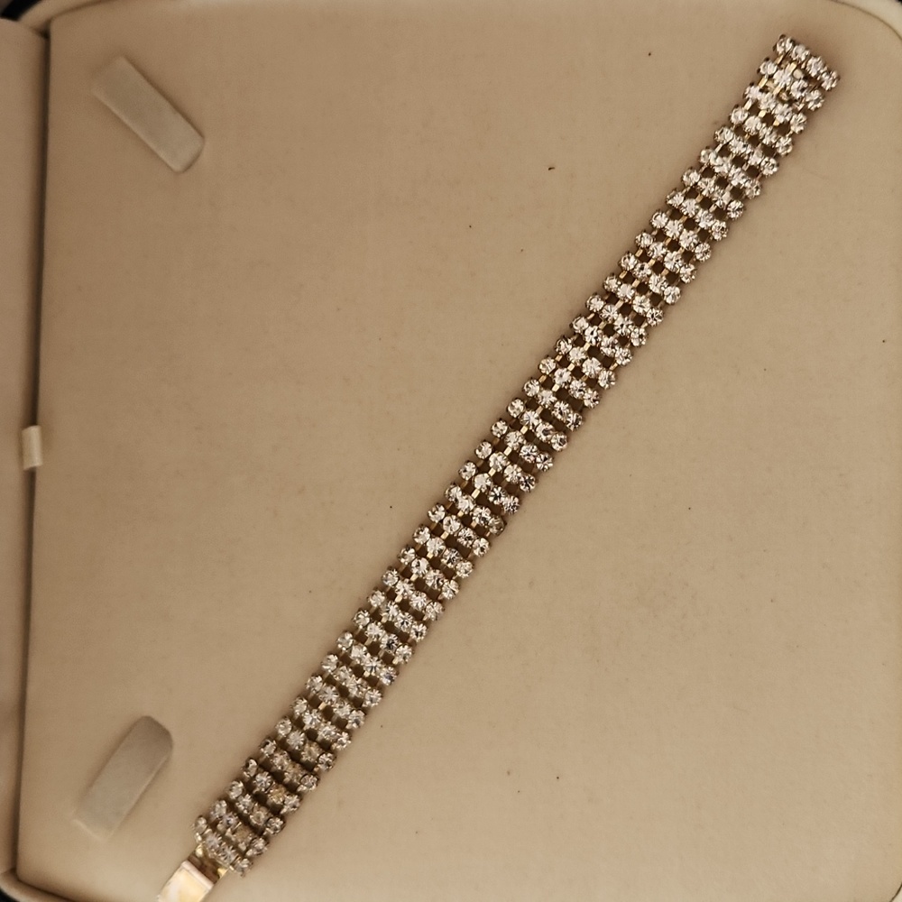 Vintage Rhinestone Bracelet - Picture 5 of 9